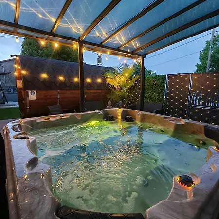 Le Calme Des Sommets Saint-Jean-Lachalm